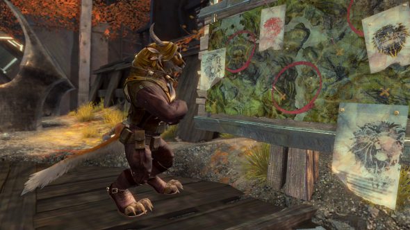 Eine Charr beäugt die Expeditions-Auftragstafel in einer Heimstatt.